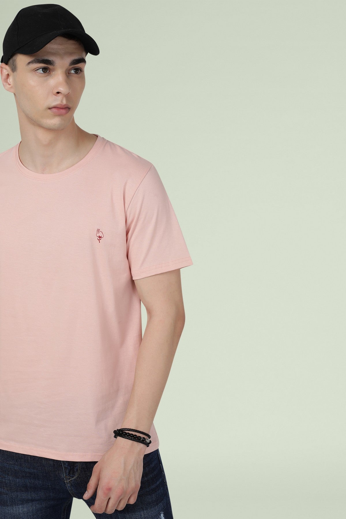 Light Pink Solid Men Half Sleeve Pure Cotton Round Neck T-Shirt
