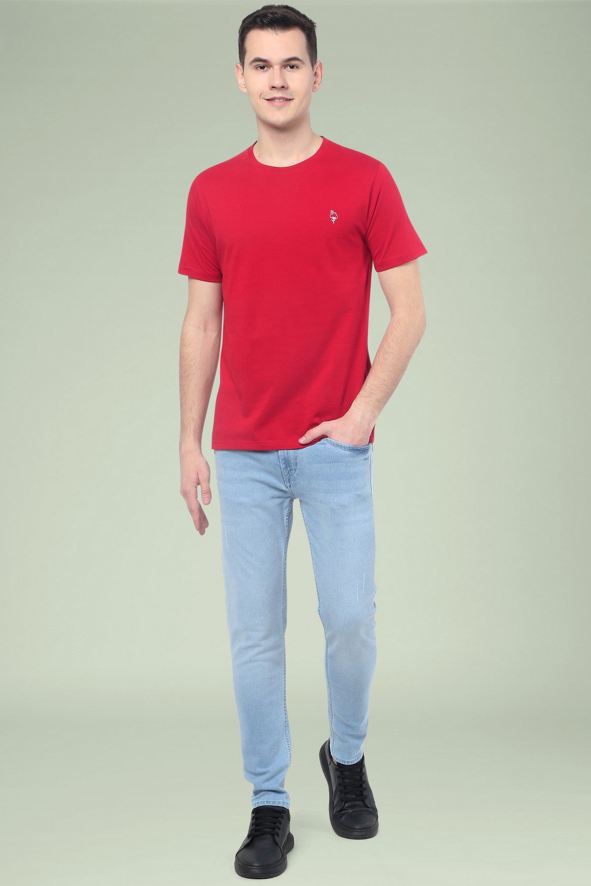 Red Solid Men Half Sleeve Pure Cotton Round Neck T-Shirt
